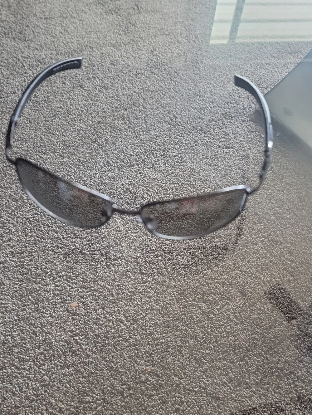 Slim Metal Frame Sunglasses - Smoke Lenses